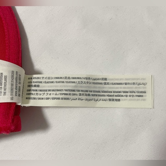 Hollister Gilly Hicks Red Lace Front Clasp Push Up Bra - Picture 6 of 7